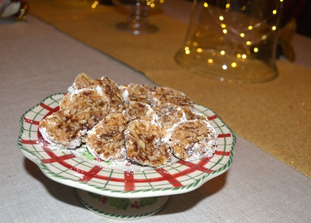 Date skillet cookies